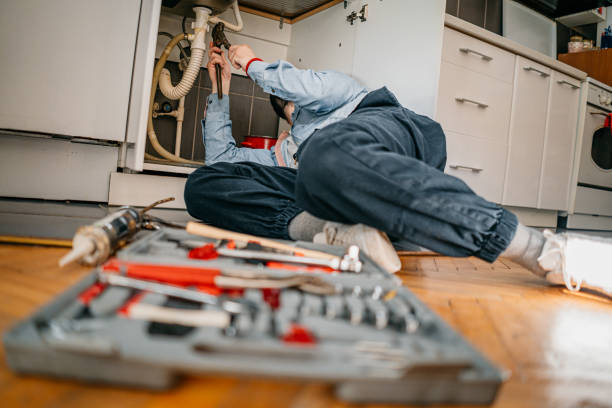 Best Clogged Drain Plumber  in Fitchburg, MA